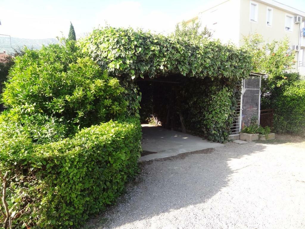 Apartment Bezic Kaštela Εξωτερικό φωτογραφία