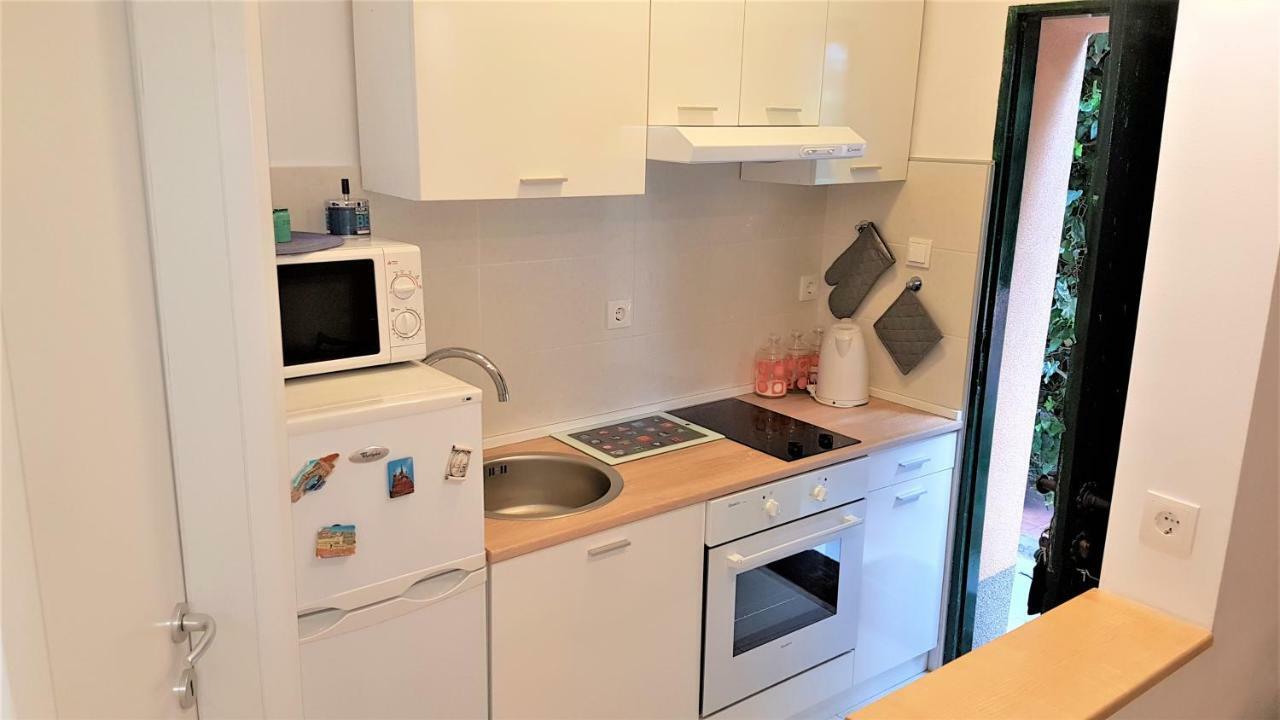 Apartment Bezic Kaštela Εξωτερικό φωτογραφία