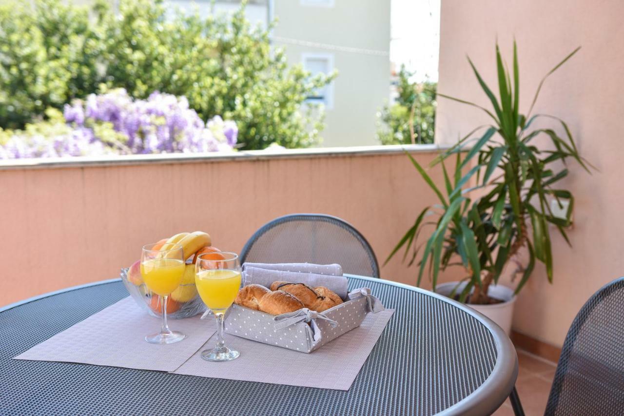 Apartment Bezic Kaštela Εξωτερικό φωτογραφία