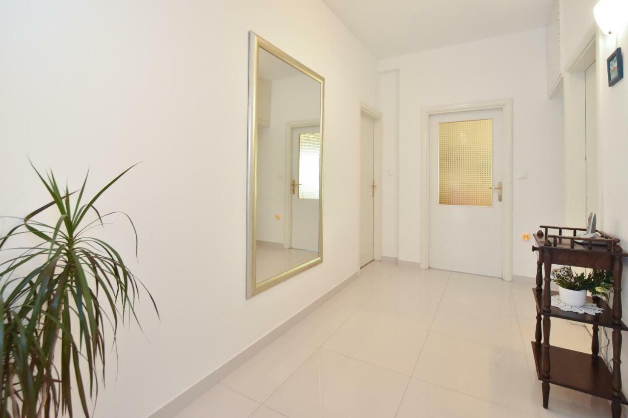 Apartment Bezic Kaštela Εξωτερικό φωτογραφία