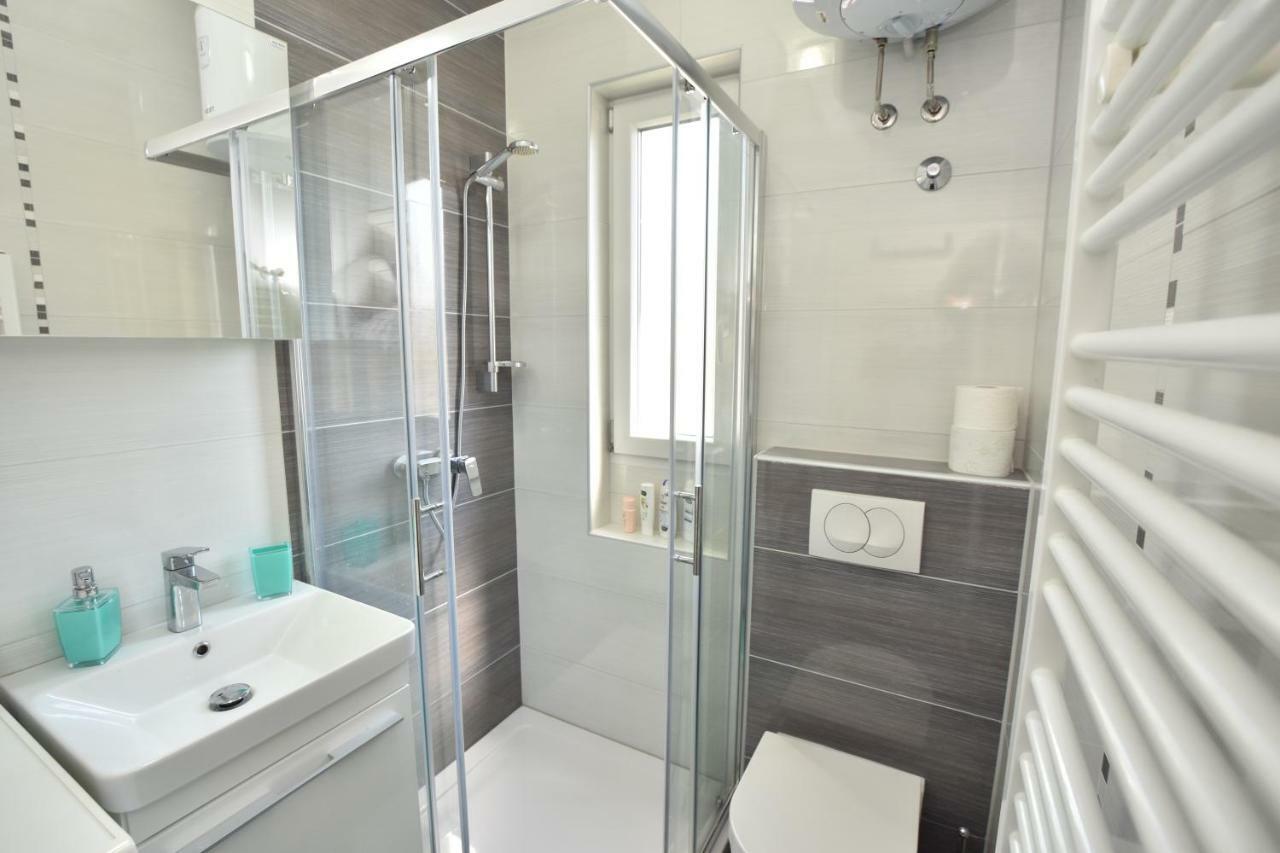Apartment Bezic Kaštela Εξωτερικό φωτογραφία