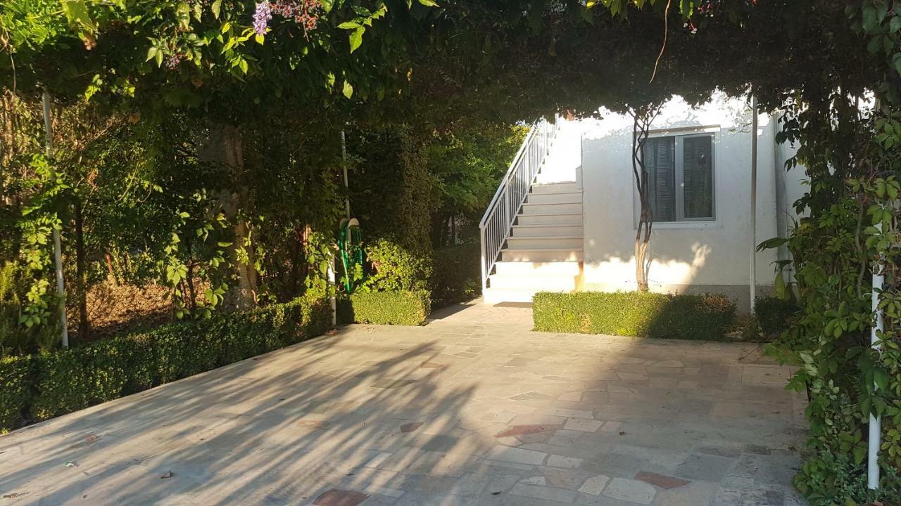Apartment Bezic Kaštela Εξωτερικό φωτογραφία